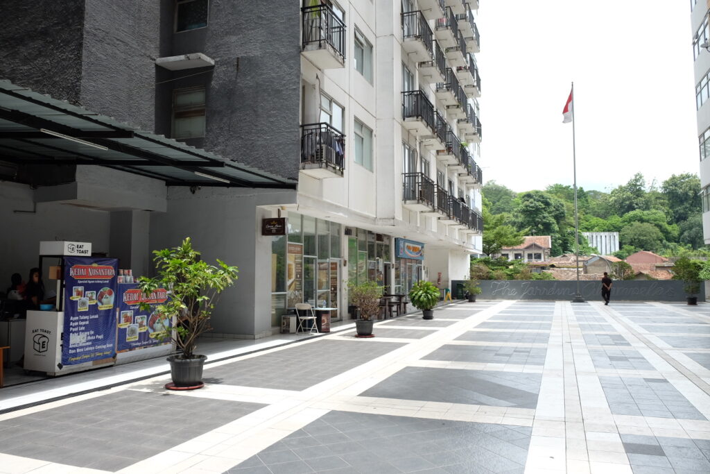 1DA83D03-4E53-48C3-B91C-DD365C41B0FA-25025-00000FAEF8E5A218