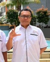 bapak Leidenard M. Tarigan